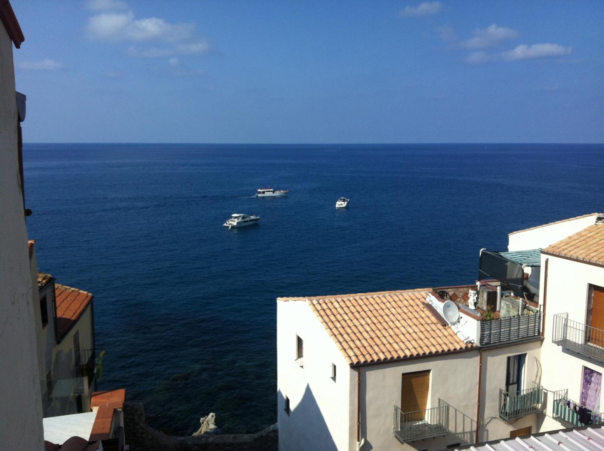 Gaia Holidays Apartments Cefalu Exterior photo