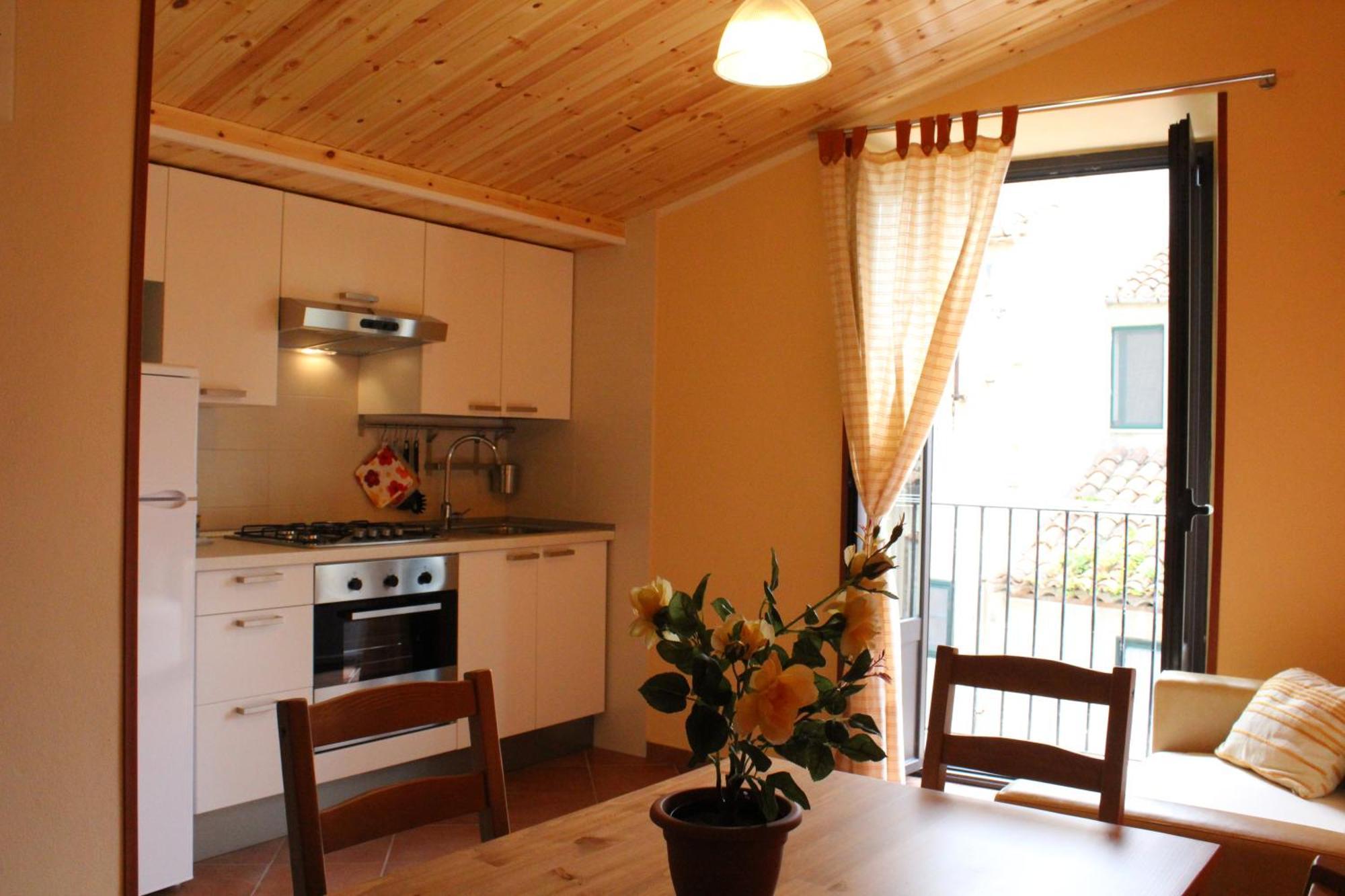 Gaia Holidays Apartments Cefalu Room photo