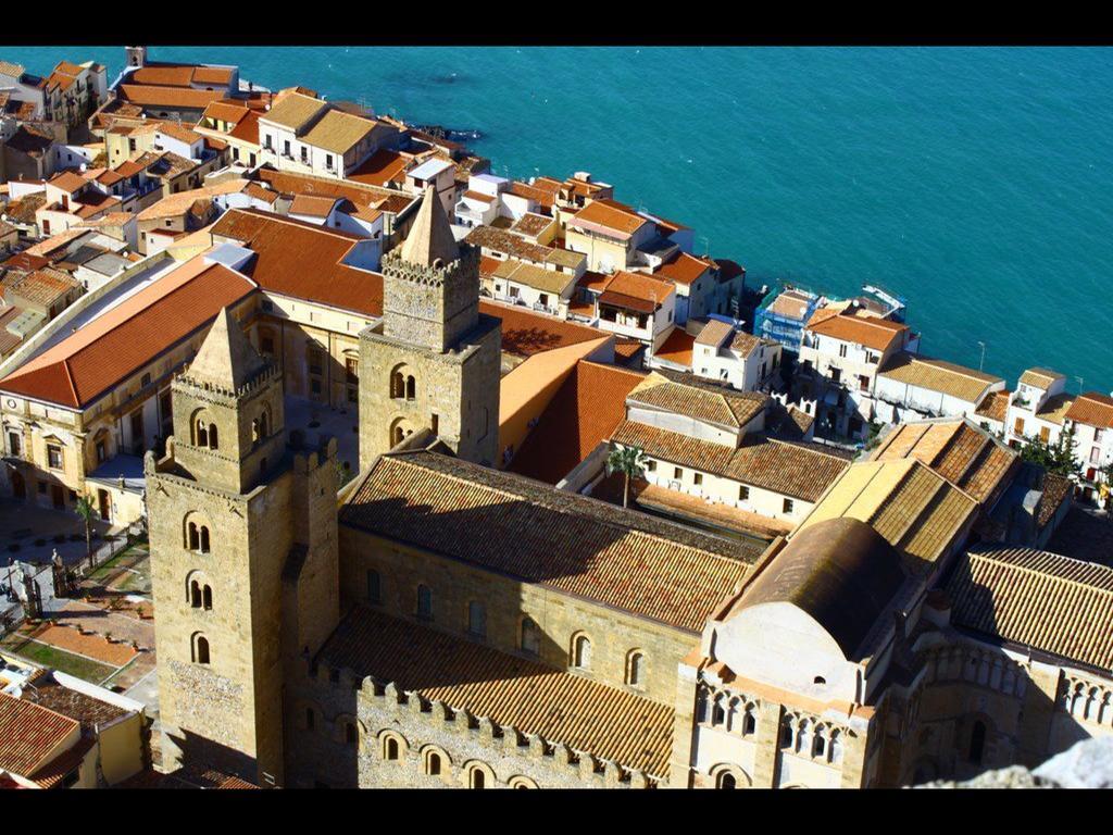 Gaia Holidays Apartments Cefalu Exterior photo