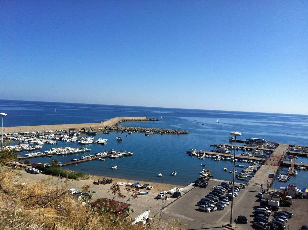 Gaia Holidays Apartments Cefalu Exterior photo