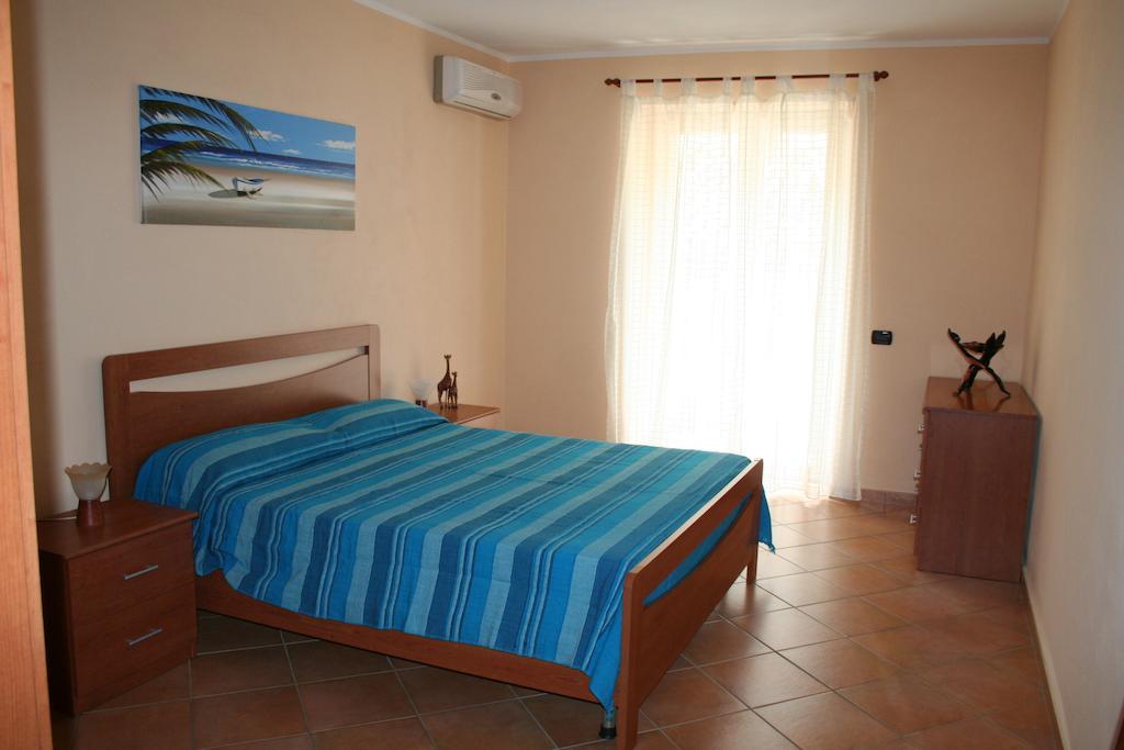 Gaia Holidays Apartments Cefalu Room photo